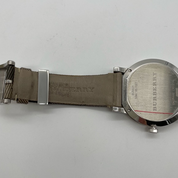 BURBERRY Check Unisex Watch BU9021 - Picture 7 of 12